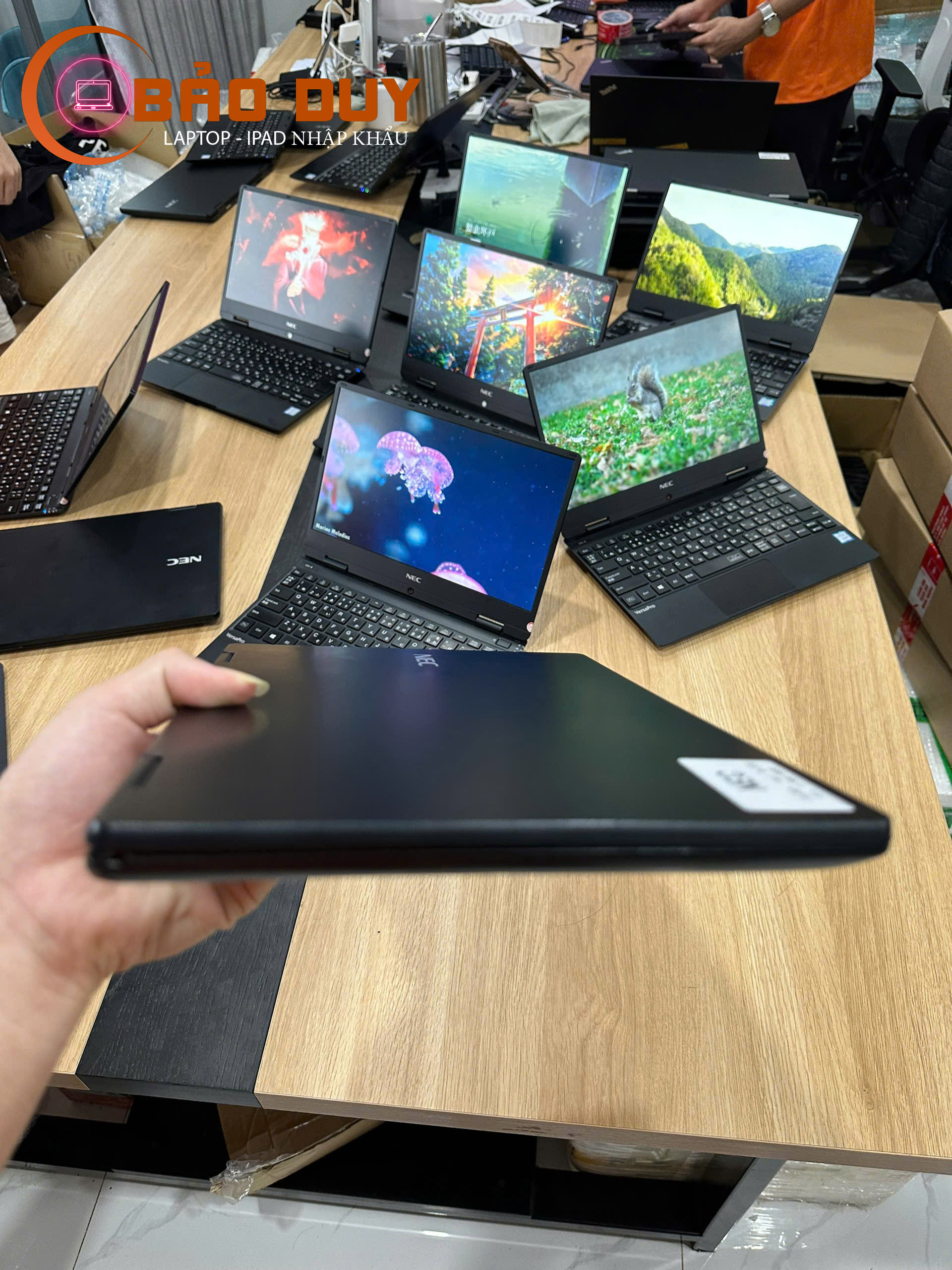 Laptop NEC VERSAPRO VKM17 – Core i5-8350U, RAM 8GB, SSD 240GB, Win - Main Image